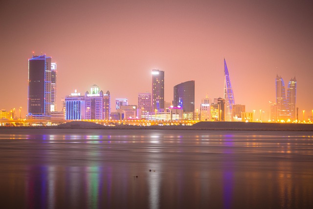 تقرير عن السياحة في دولة البحرين مع الشرح بالانجليزية والعربية
