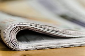 إيجابيات وسلبيات الجرائد والمجلات