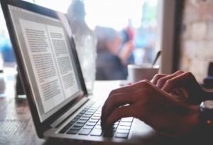 أفضل مواقع للربح من كتابة المقالات الإنجليزية